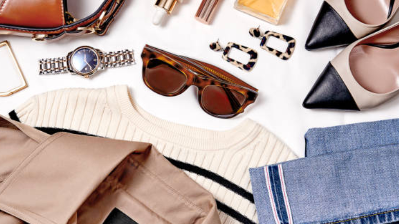 Les accessoires de mode incontournables de l'été : les plus belles marques à découvrir