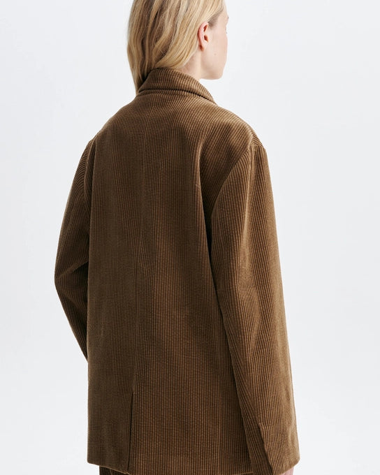 veste en velours côtelé, marque Vanessa Bruno, modèle Heo, coloris taupe