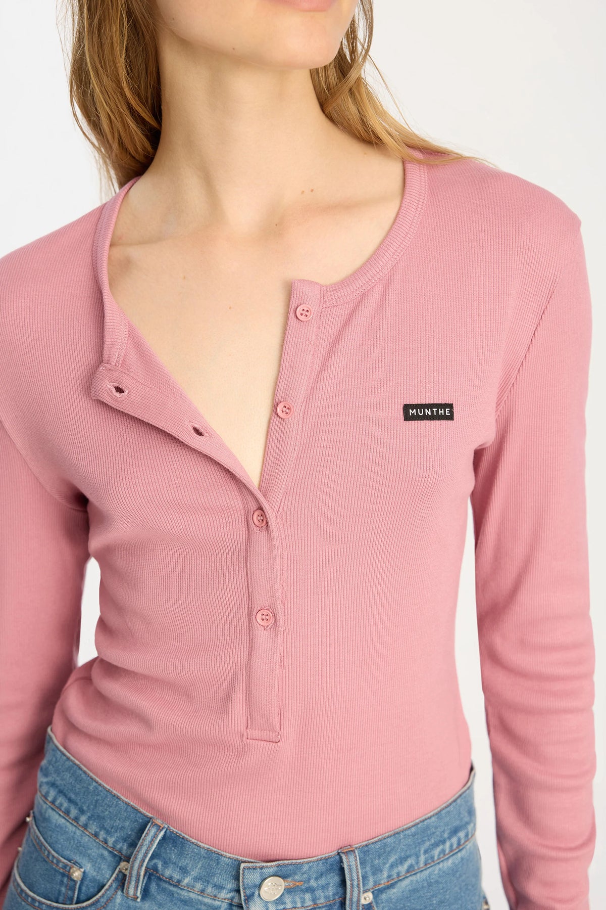 Tee-shirt Bevoma Munthe, coloris rose, viscose – vue 2