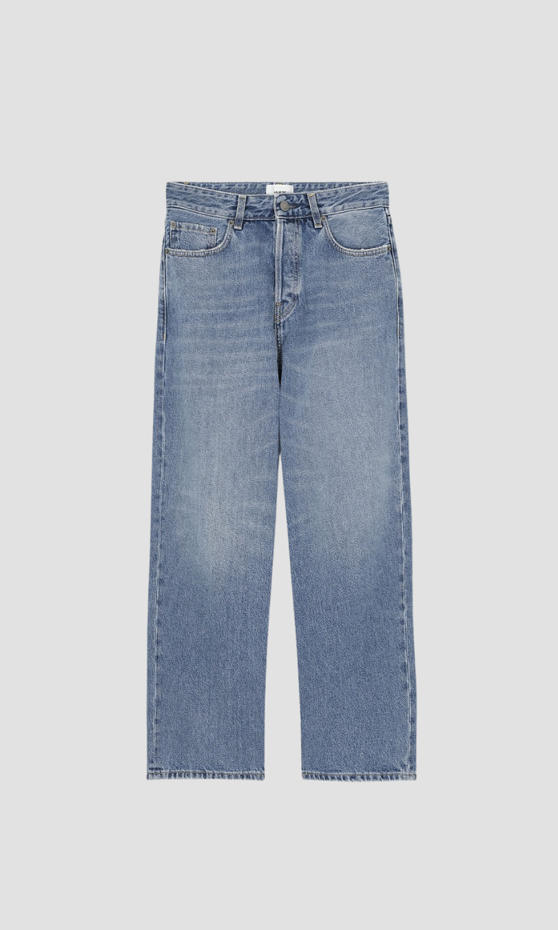 Jean Betty Haikure en denim bleu
Jean Haikure modèle Betty, coupe droite
Jean Betty Haikure au style classique