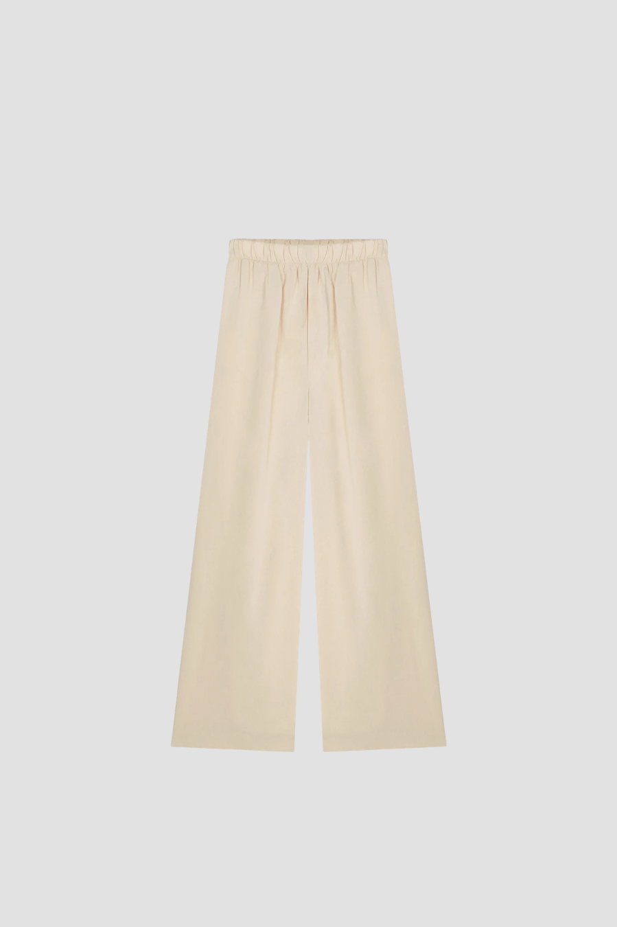 pantalon fluide en soie pour une élégance au quotidien
matière légère qui sublimera votre look cet été
masscob