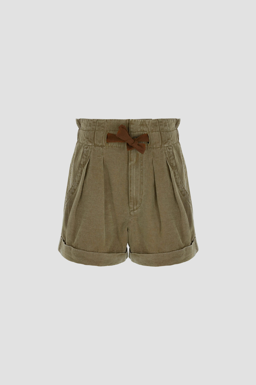 short court tendance isabel marant
short facile à porter avec une blouse et une belle sandale
isabel marant