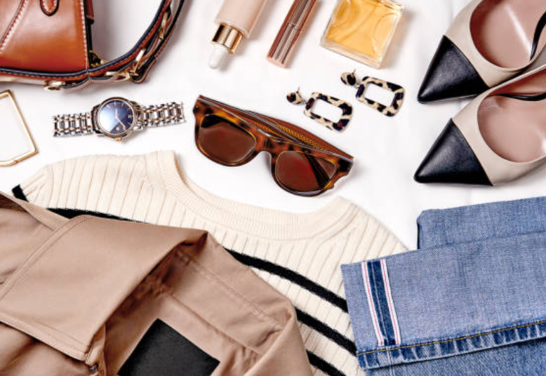 Les accessoires de mode incontournables de l'été : les plus belles marques à découvrir