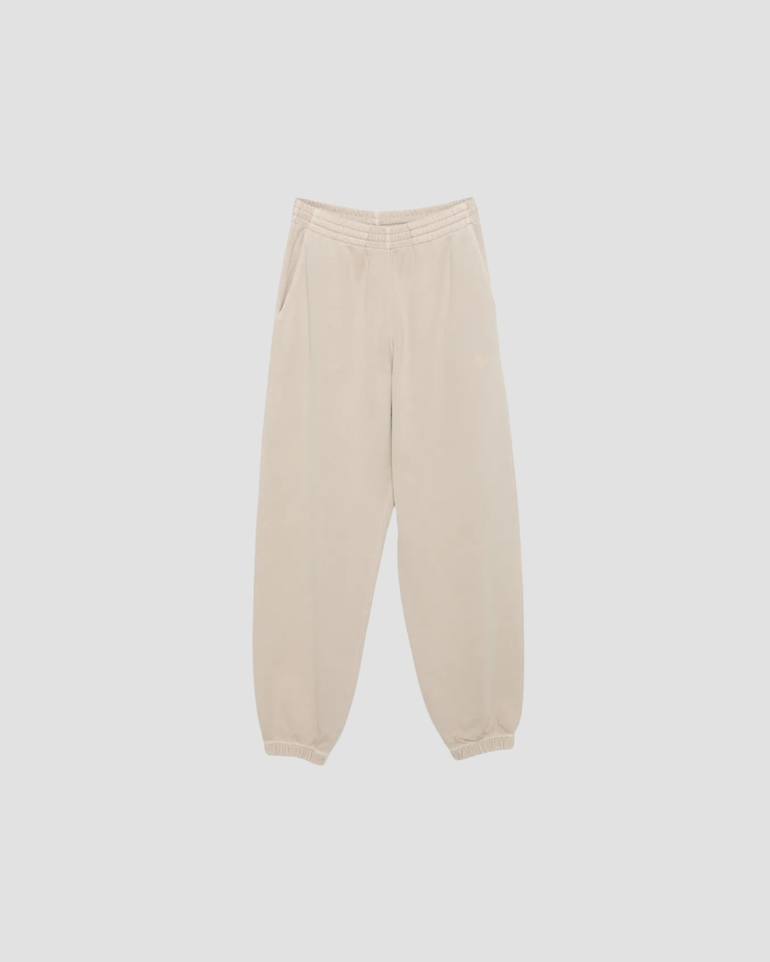 Pantalon jogging Haikure alliant confort et style avec une coupe moderne et décontractée
Jogging Haikure au look casual chic, idéal pour un style confortable au quotidien