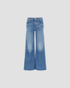 Jean flare Mother au look vintage, taille haute flatteuse et coupe évasée élégante
Jean Mother flare inspiré des années 70 avec silhouette élancée et denim premium

