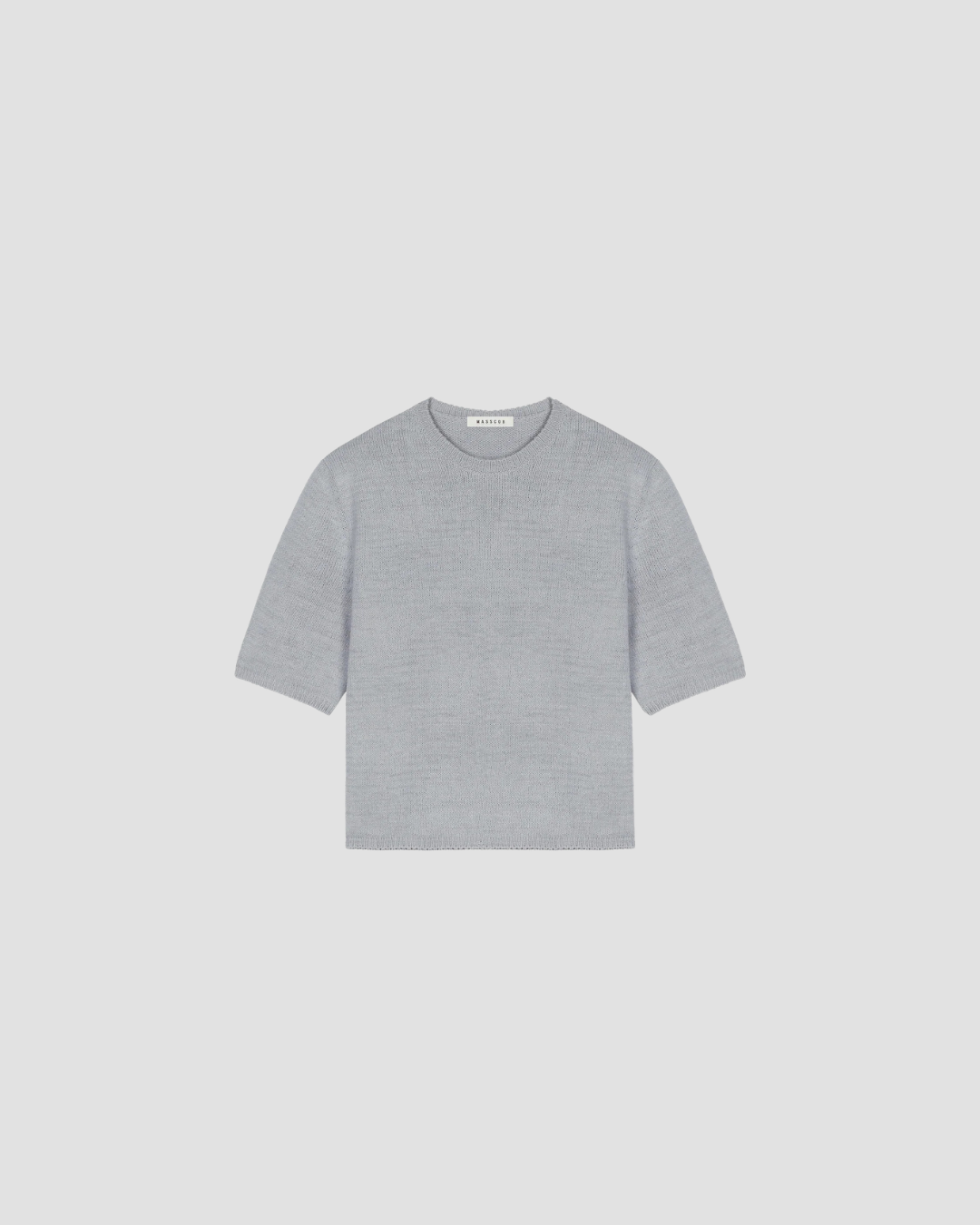 pull manches tendance été 26
facile à porter sur un jean ou une jupe
ultra tendance sous une veste de tailleur 
masscob 
