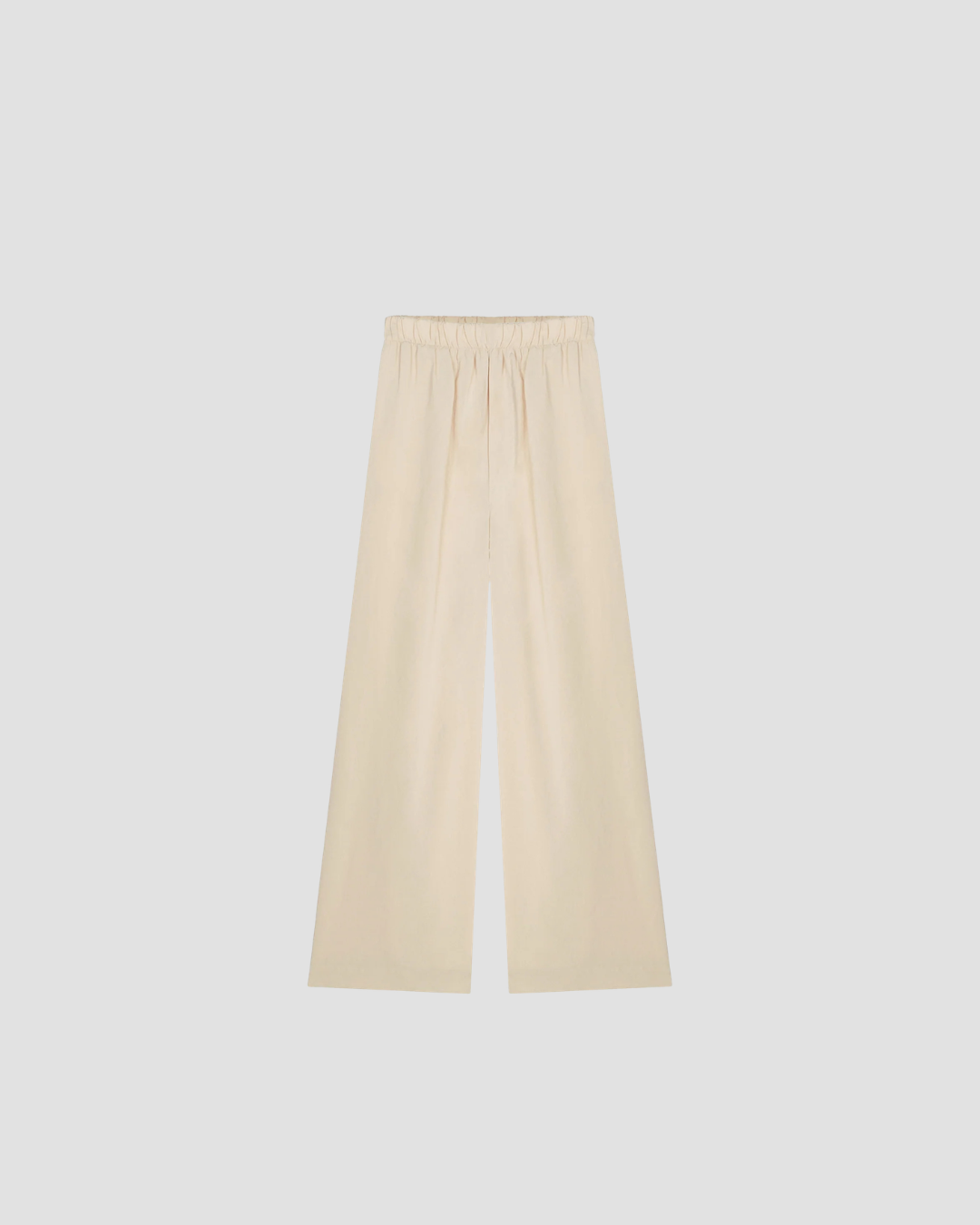 pantalon fluide en soie pour une élégance au quotidien 
matière légère qui sublimera votre look cet été 
masscob 