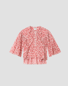 top veelia isabel marant etoile 
ideal sur un short 
une blouse fleurie qui apportera de la légèreté et du style à votre look 