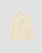 veste ultra féminine inspirée du vestiaire masculin 
se porte oversize pour un look tendance
sur un jean court ou une jupe , votre look sera pointu et affirmé 